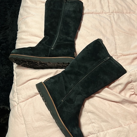 NEW w/o box UGG boots - Picture 3 of 5